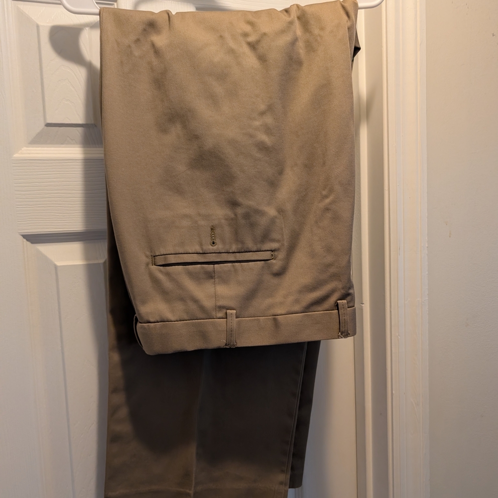 Men's Tan Pants